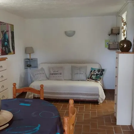 L Ensolleillade A St Aygulf דירה