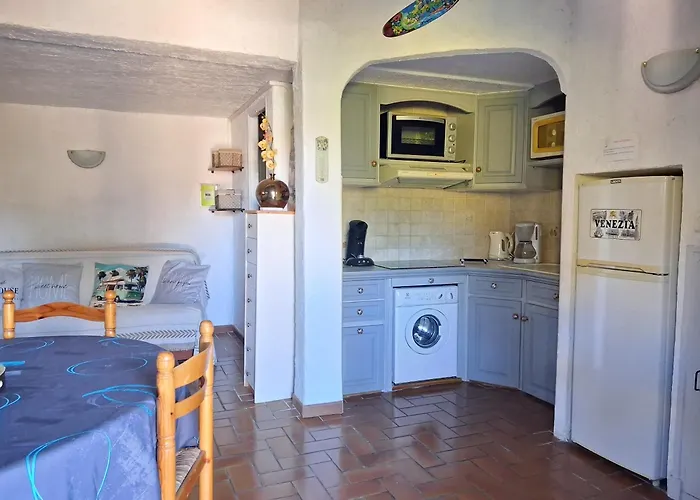 Appartement L Ensolleillade à St Aygulf Fréjus